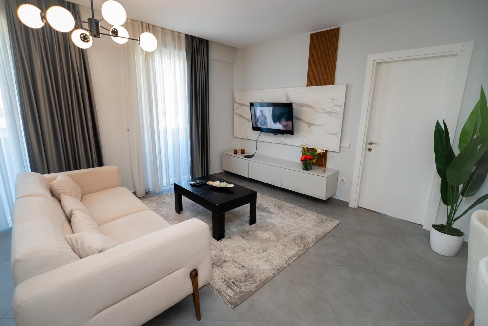 Select 6 Apartment Tirana