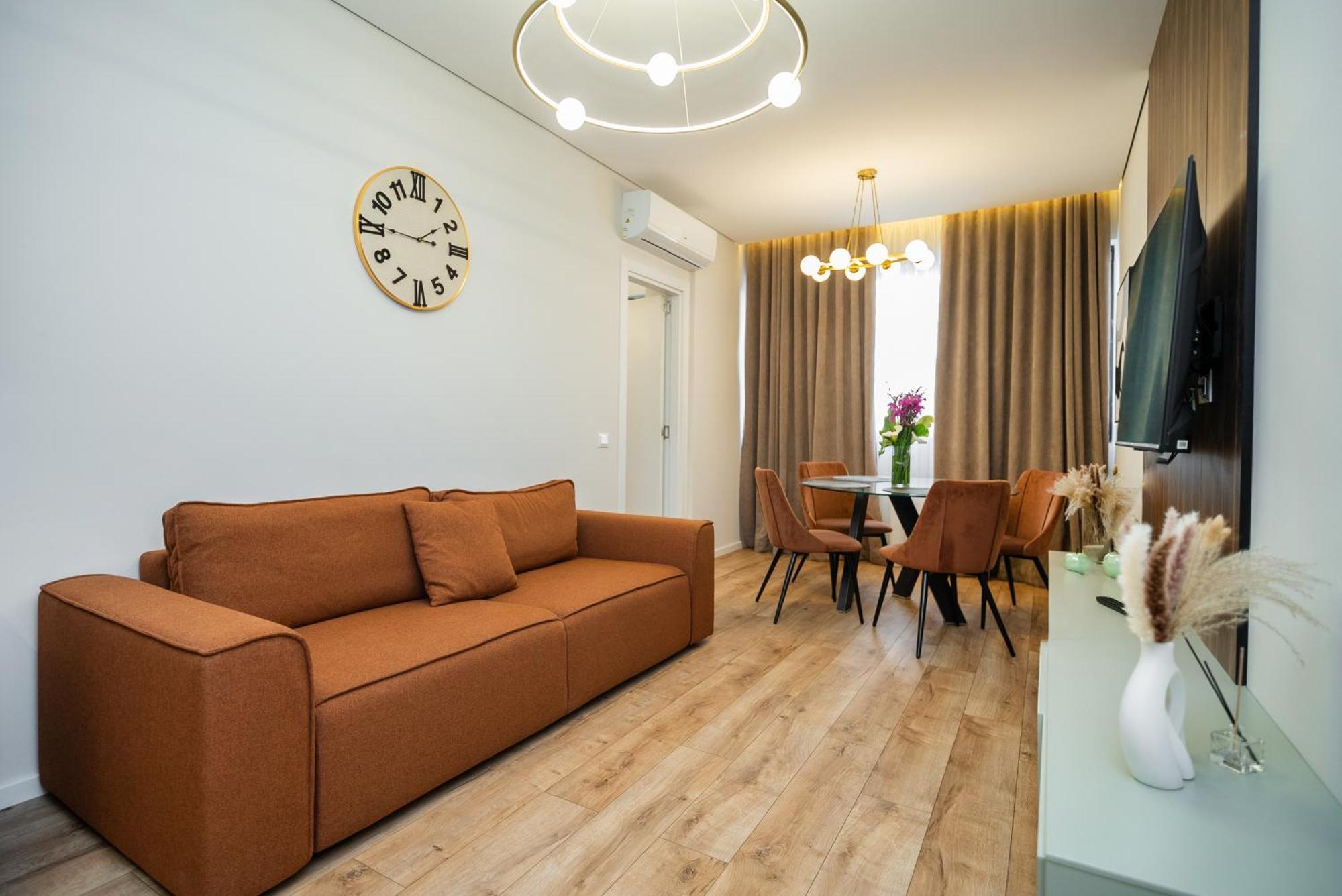 Select 6 Apartman *